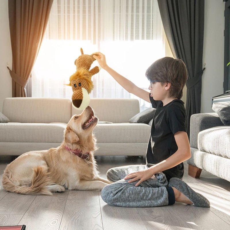 Brinquedo de Pelúcia Selva para Pets – Estímulo e Conforto